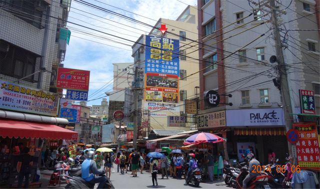 N-0647壁面廣告塔-台南市永康區南台街-南台科技大學門口、奇美醫院廣告版面